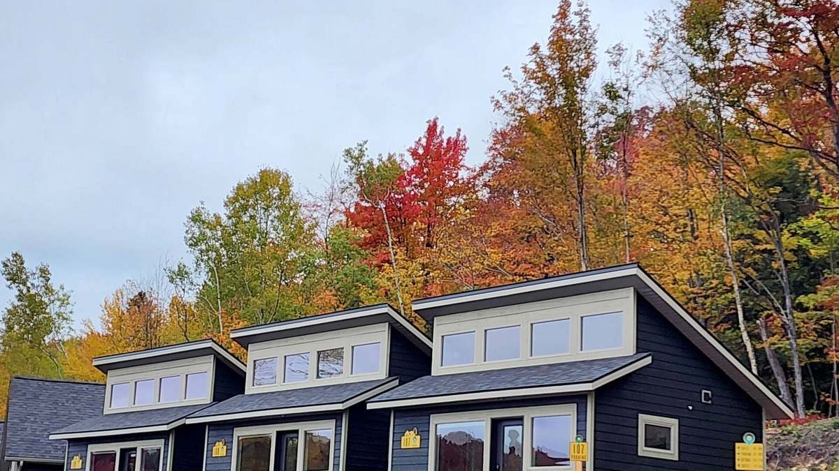 Munising Cabin | EXPLORE Munising Alger Falls
