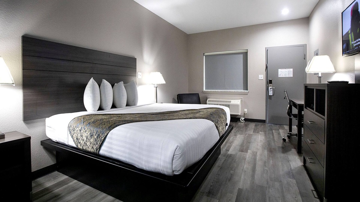 Rosenberg Hotel | Express Inn