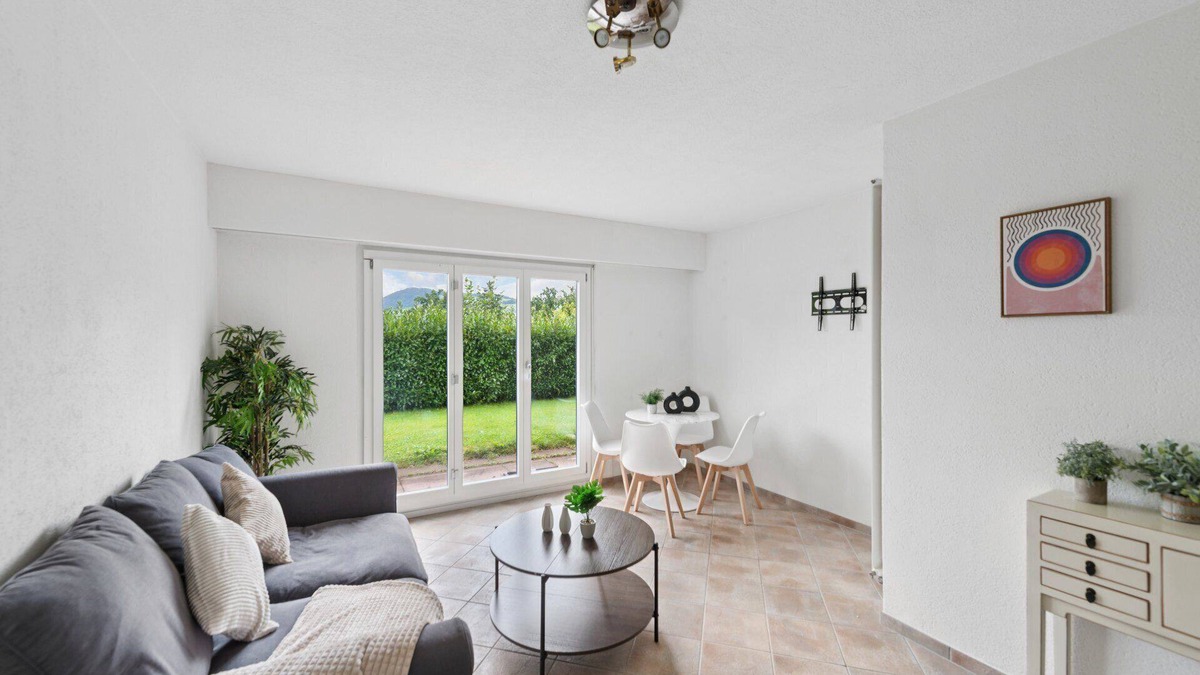 Horgen District Apartment | EXQUIS Design 2-Room Apartment Zurich ROSET I Garden I Lake View