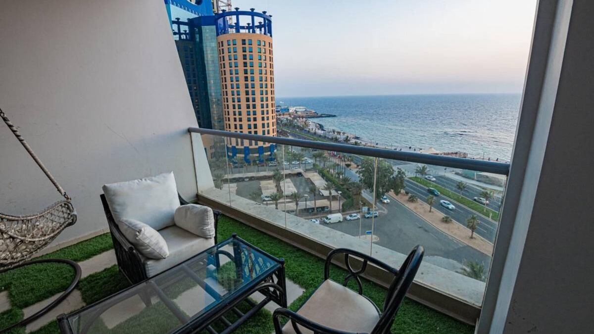 Ash Shati Apartment | Exquisite Apartment with Spectacular Sea Views in Jeddah's Heights Tower