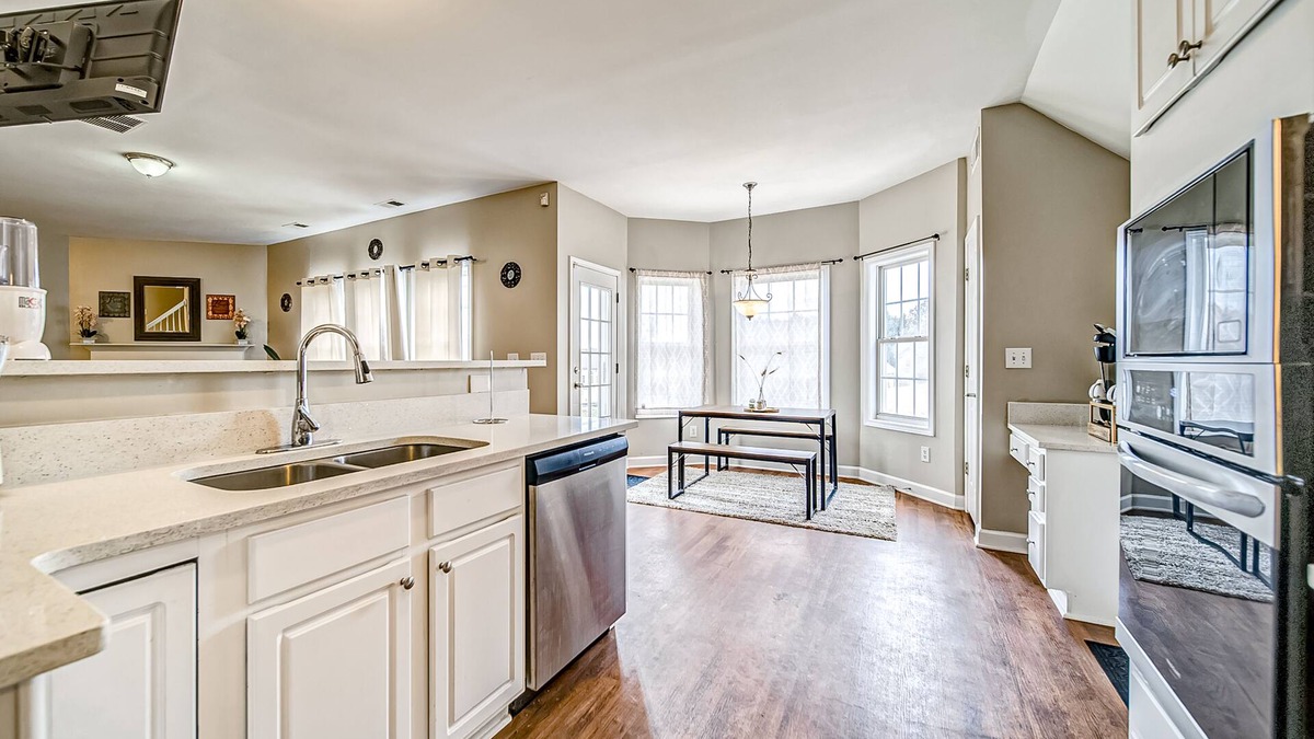 Southwestern House | Exquisite dog-friendly home with fireplace, patio, central AC, & washer/dryer