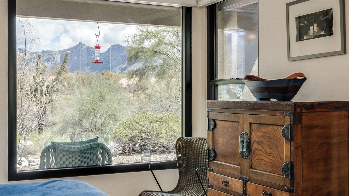 Tucson Condo | Exquisite Nature Views! Luxurious Remodeled Catalina Foothills Getaway - 3 Pools