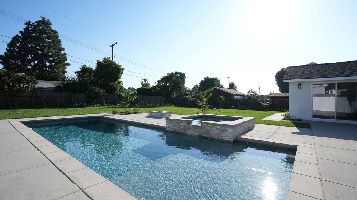 Orange House | Exquisite Pool/Jacuzzi Home: 2 EnSuites, Huge Yard