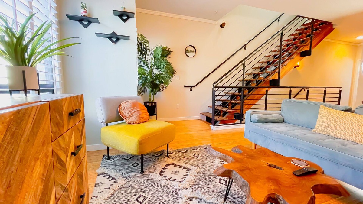 Prescott House | Exquisite Trilevel Condo w/2 Master Suites + Patio