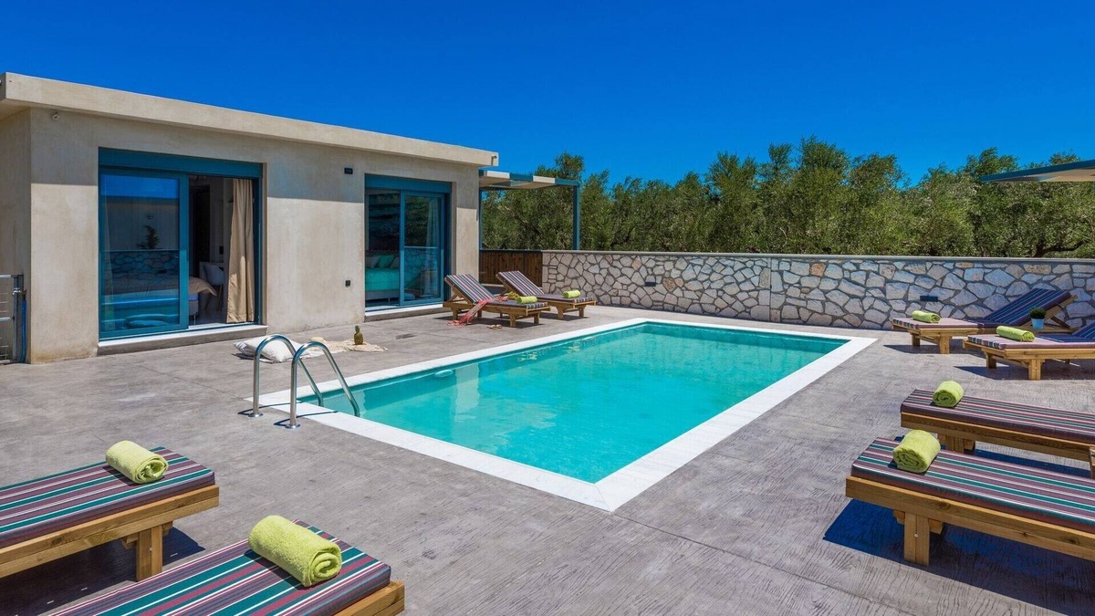 Fiolitis Villa | Exquisite Zante Villa | Villa Kentia | 3 Bedrooms | Private Pool | Short Drive To The Beach | Galaro