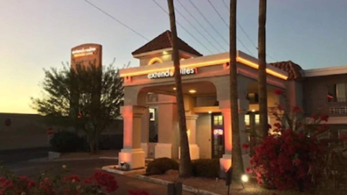 Deer Valley Hotel | Extend-a-Suites Phoenix