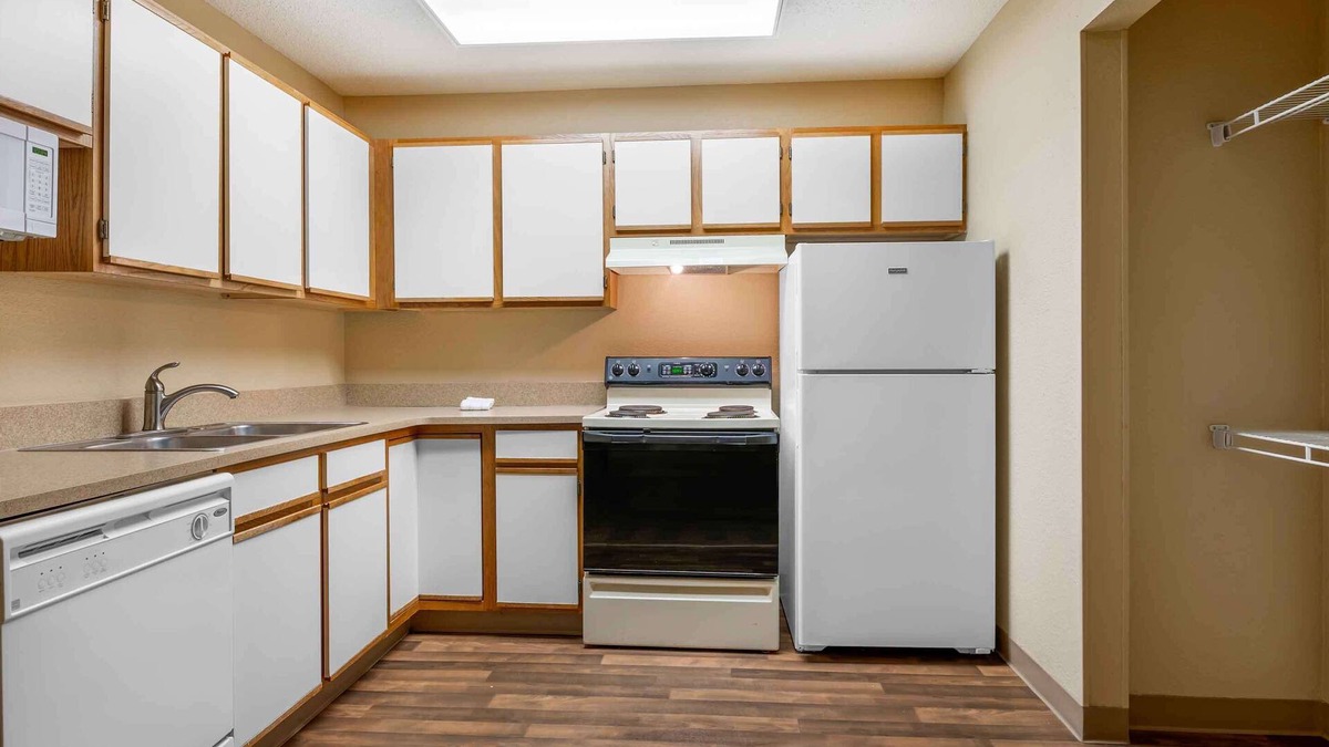 Pike Hotel | Extended Stay America Suites Indianapolis West 86th St