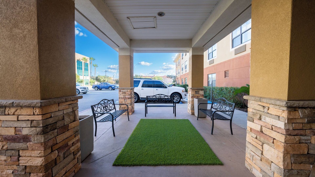 Bonanza Apartment | Extended Stay Laredo