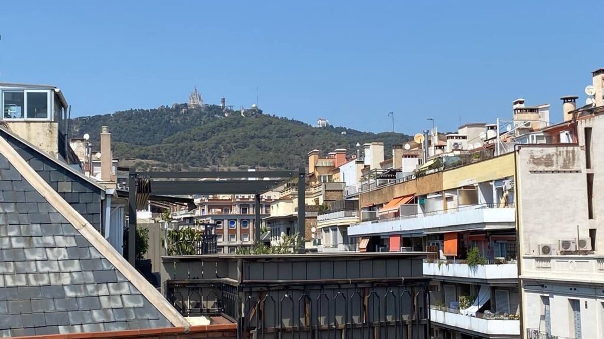 Sant Gervasi – la Bonanova Condo | Exterior room in upper area of barcelona exterior room TOP LOCATION
