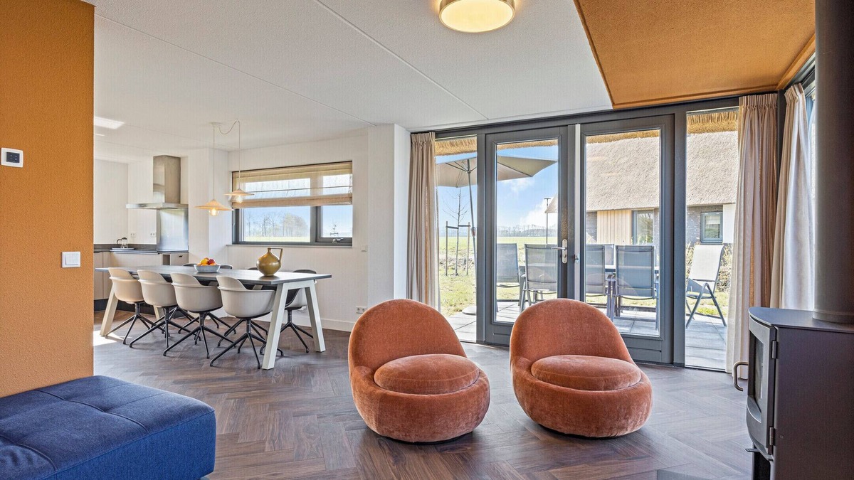 Westerbork House | Extra luxury 8-person accommodation in the holiday park Landal Drentse Lagune
