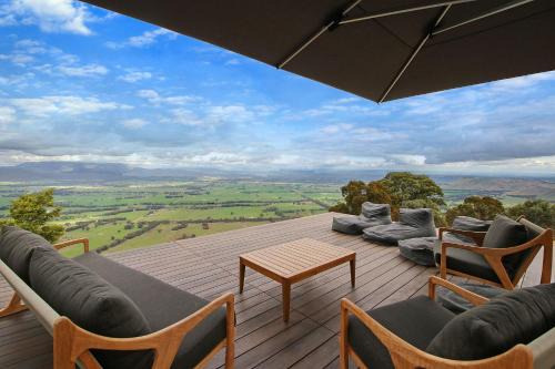 Murmungee House | Eyrie