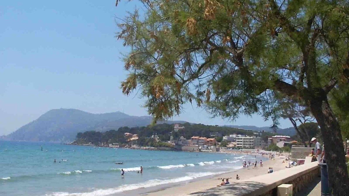 La Seyne-sur-Mer House | F3 Marvivo-les Sablettes 15 m de la Plage