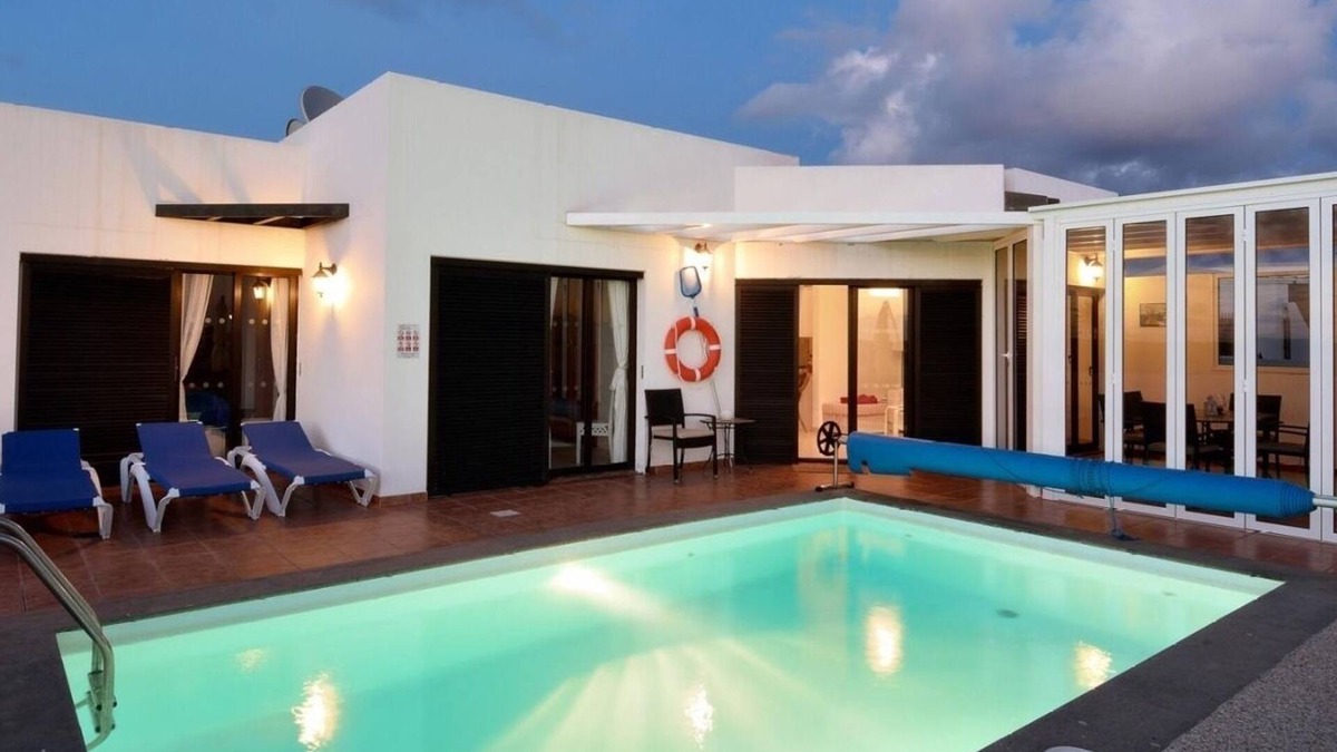 Yaiza Villa | Fab Villa with great views, pool, garden, parking!nClose to Papagayo beaches.