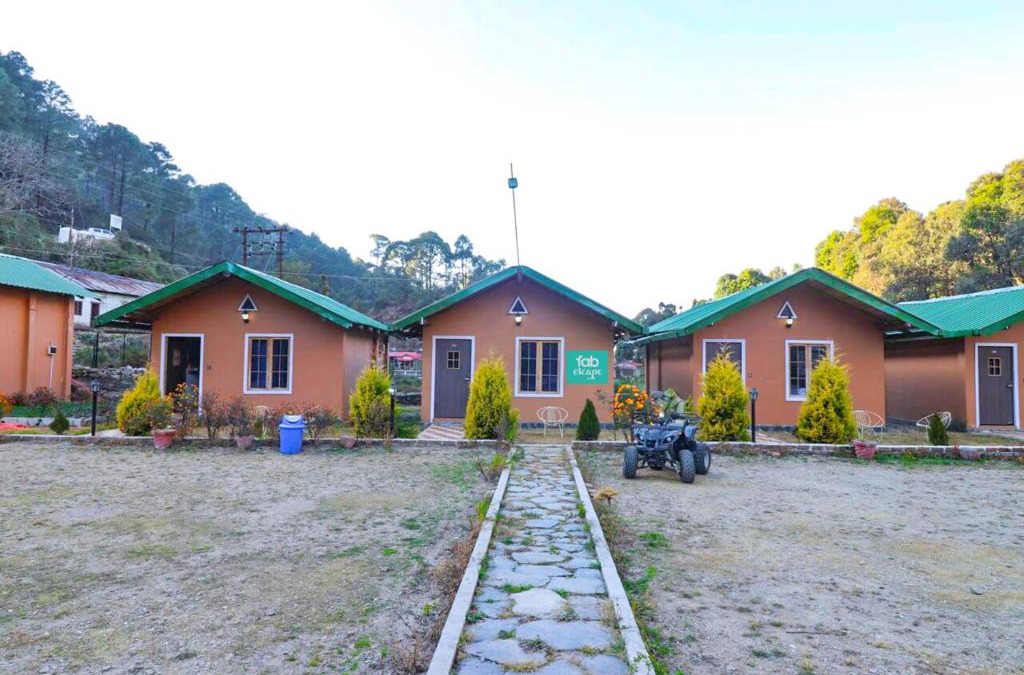 Naina Range Hotel | FabEscape Pine Hill View