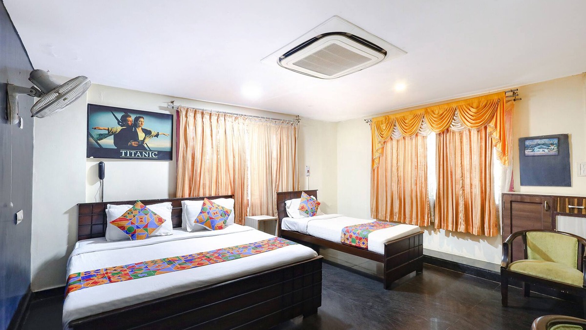 Thoraipakkam Hotel | Fabexpress India Gate