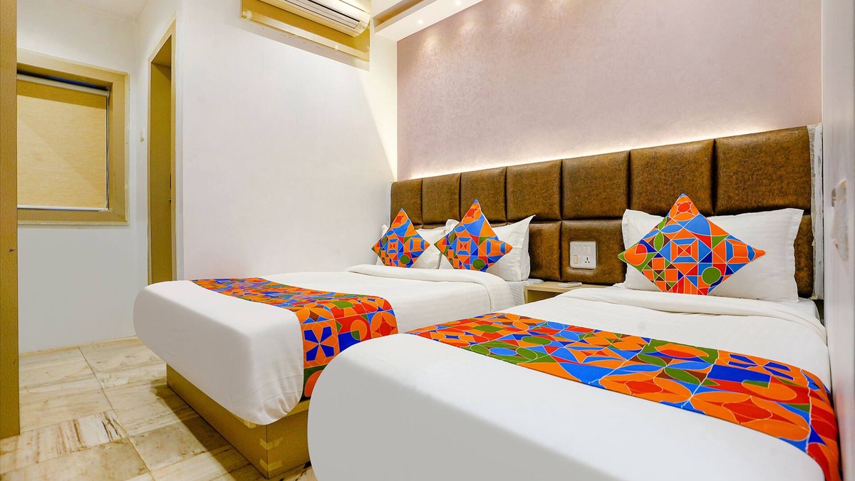 Dongri Hotel | Fabexpress New Deepak