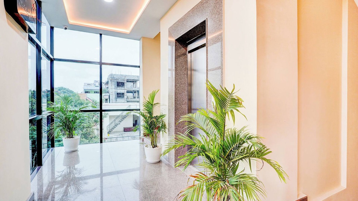 JP Nagar Hotel | Fabhotel Golden Stay