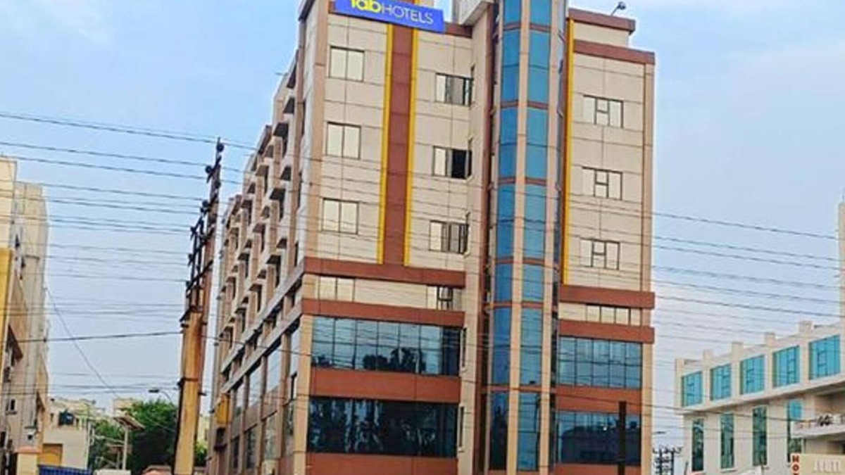 Asansol Hotel | Fabhotel Green I