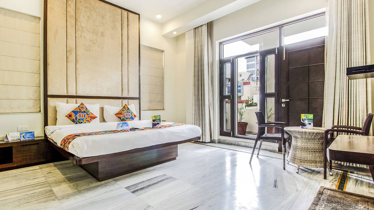 Vaishali Nagar Hotel | Fabhotel Jaipur Villa