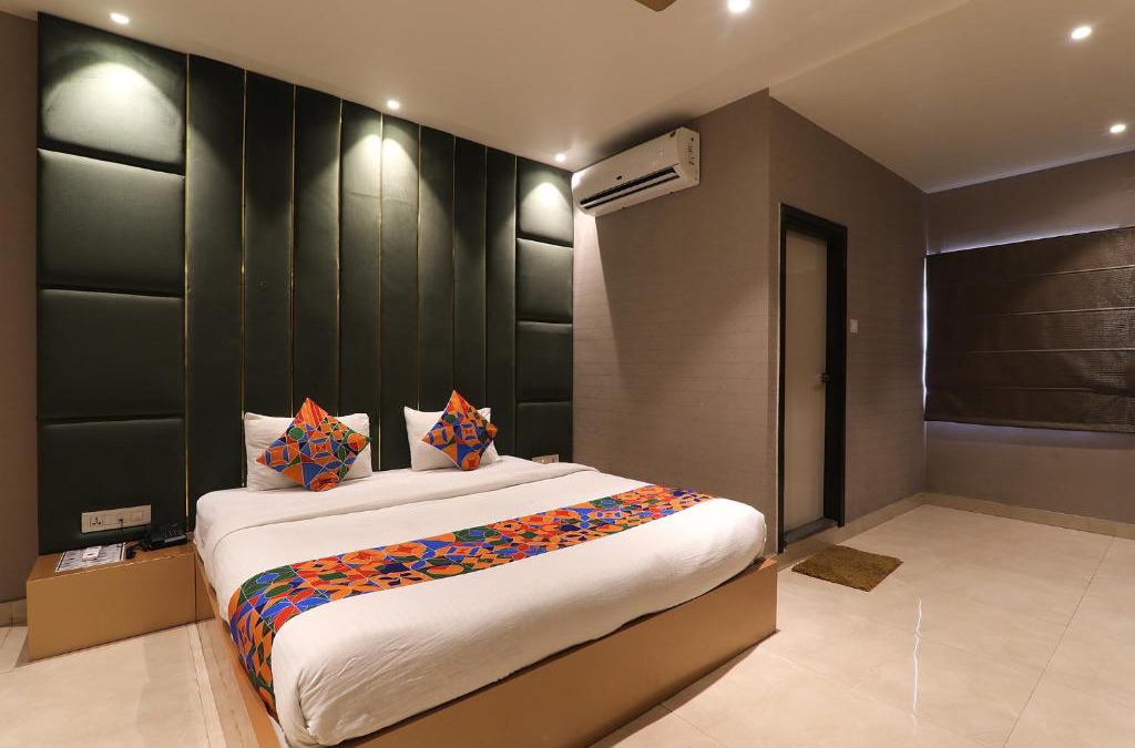 Kanpur Hotel | FabHotel Maya Crystal