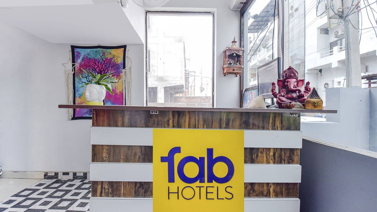 Dehradun Hotel | Fabhotel The Bird House