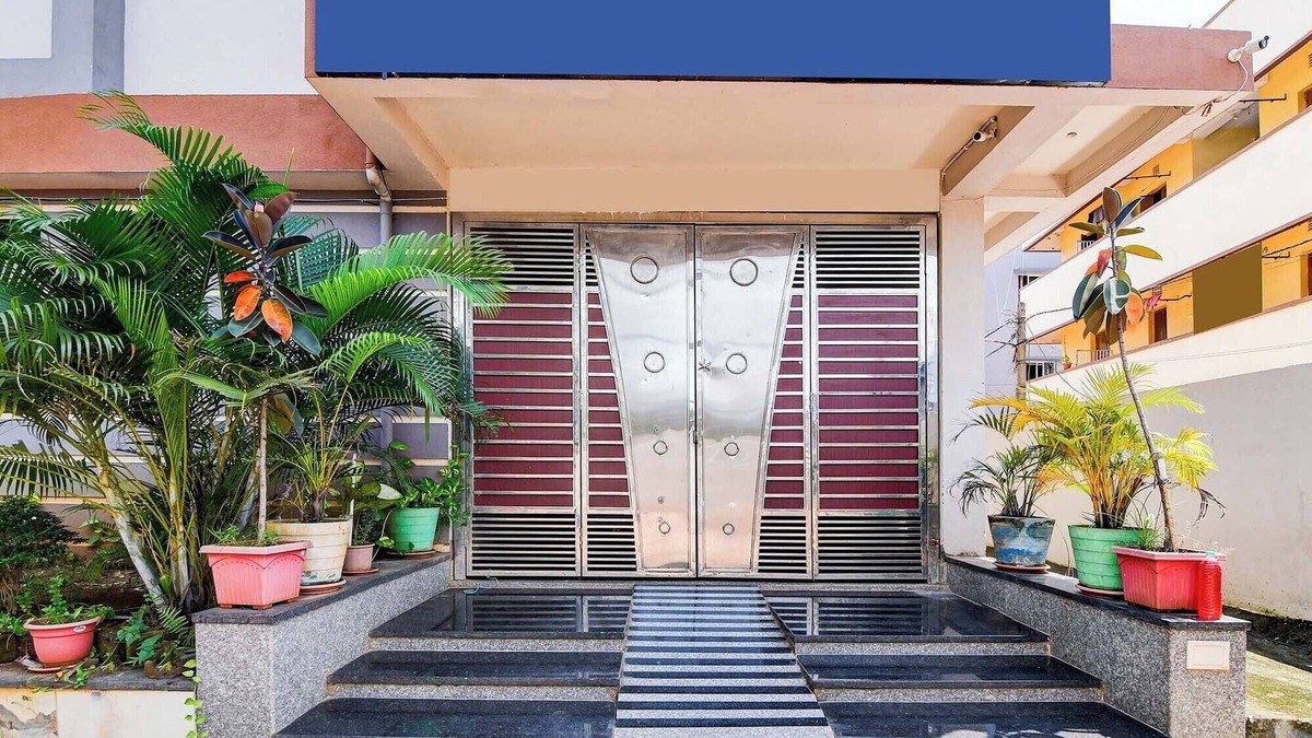 Bhubaneshwar Hotel | Fabhotel Urban Classy