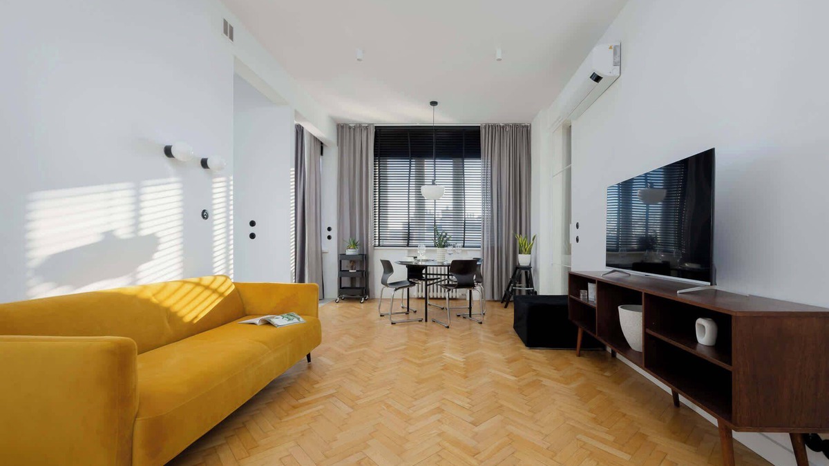 Wesola Apartment | Fabryczna 24A Modern Apartment Remote Work