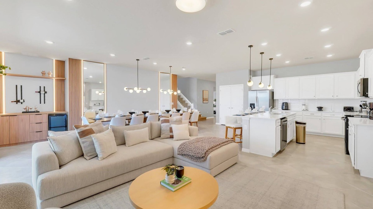 Four Corners House | Fabulous 10 Bed Pool Home with Game Room-15985CCL