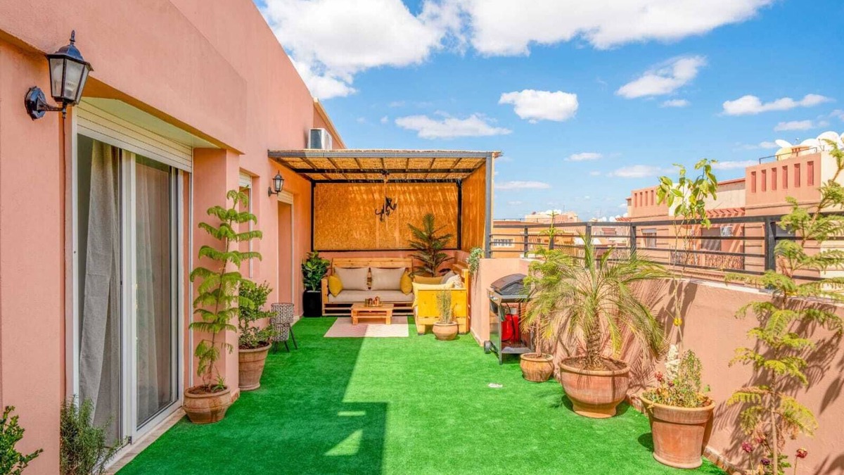 Semlalia Apartment | Fabulous 2-bedroom apartment with AC in Marrakech