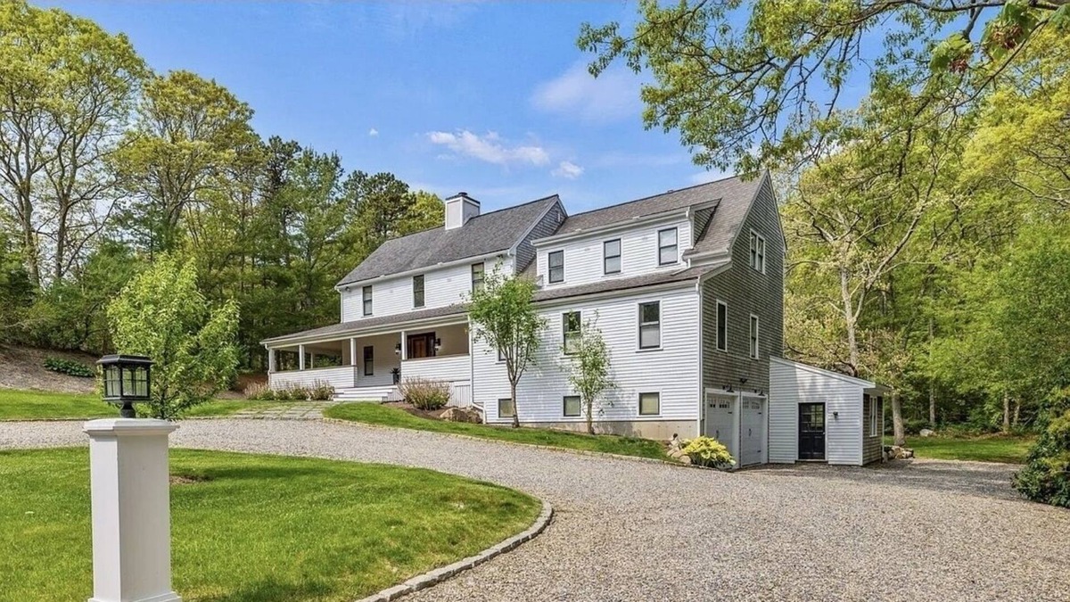 West Barnstable Other | Fabulous and Unique home ! Family-sized with game room and entertainment.