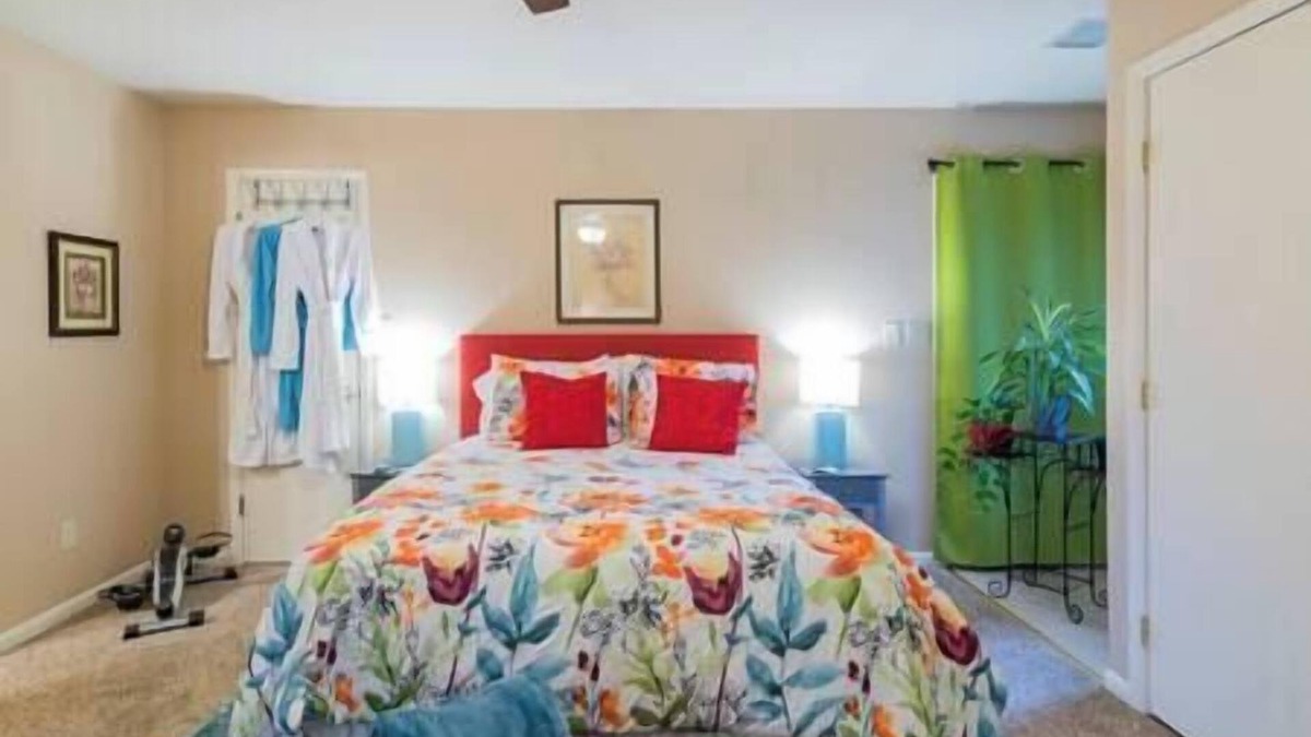Fourth Ward Apartment | Fabulous Fourth Ward Flat, 1BR Historic Charlotte