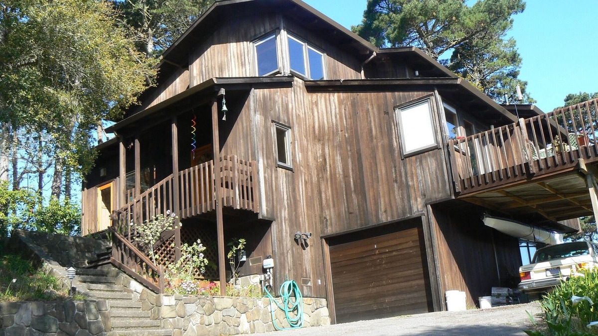 Inverness House | Fabulous home in Inverness with sweeping Tomales Bay views