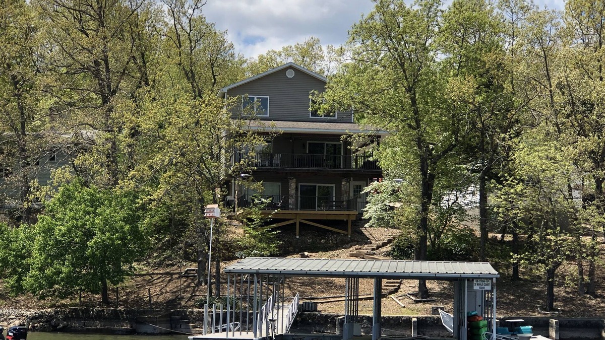 Village of Four Seasons House | Fabulous Lake-Front in cove! Private Dock & Decks, free WIFI - 3 homes available
