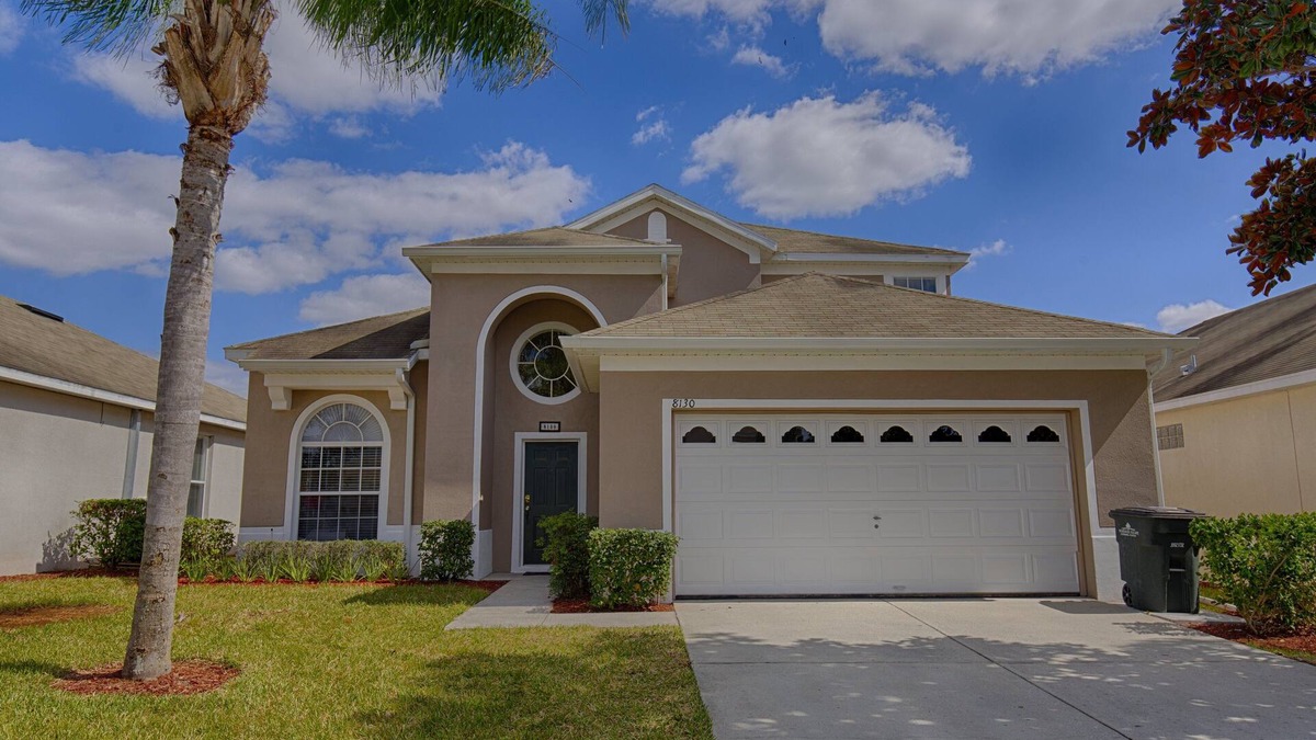 Windsor Palms Villa | Fabulous Vacation Villa with Pool and Spa, minutes from Disney World!