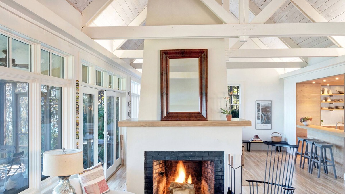 Tisbury House | Fabulous Waterfront house with Beach & Private Dock