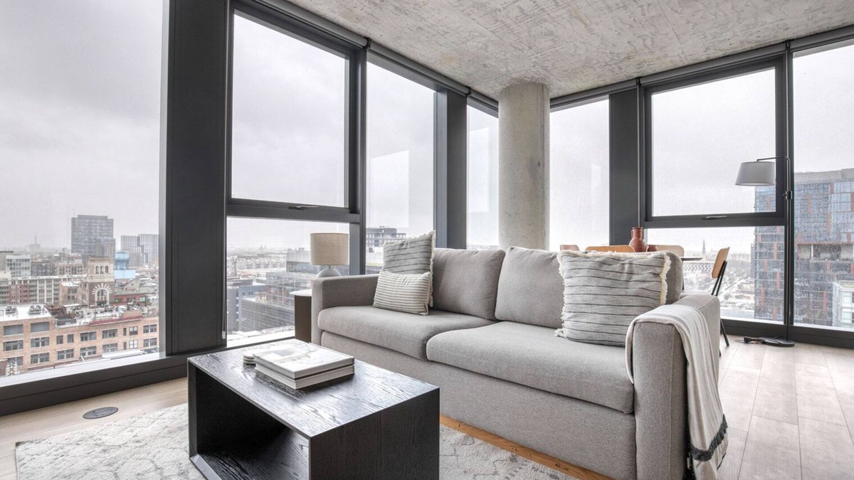 West Loop Apartment | Fabulous West Loop 2BR w/Rooftop & Dog Wash, nr L, by Blueground
