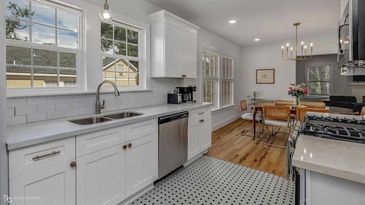 Caddo Heights-South Highlands House | Fabulously Furnished Forest - Home Away From Home