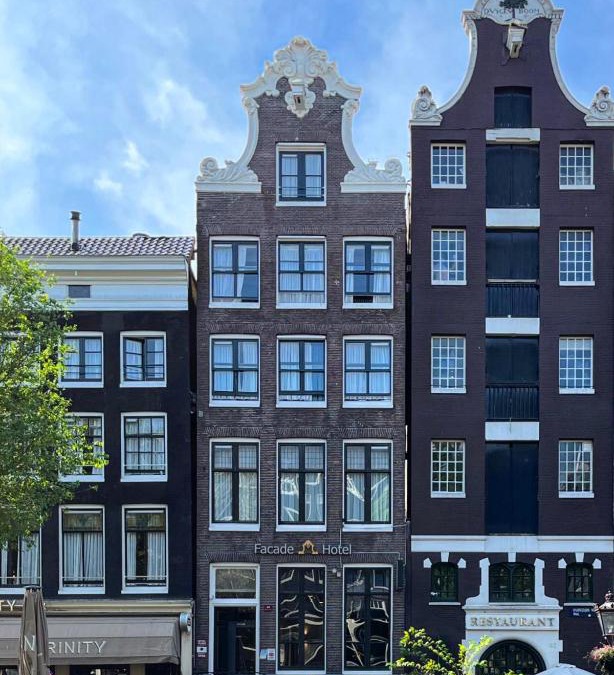 Red Light District Hotel | Facade Hotel Amsterdam