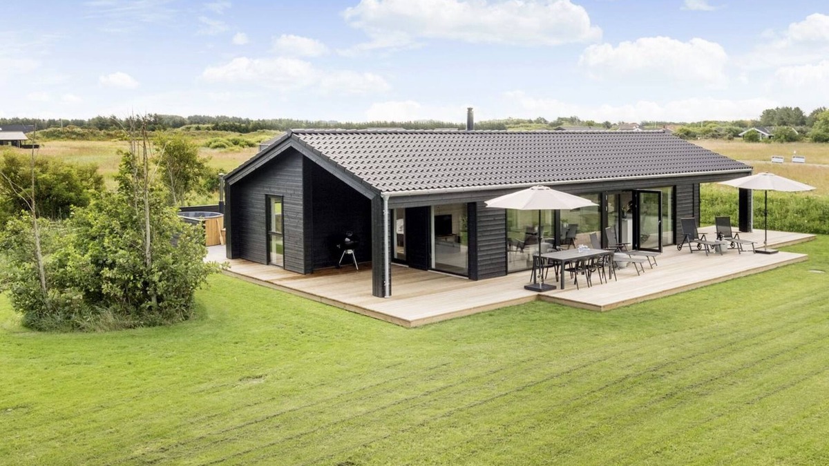 Hirtshals House | "Faidra" - 1.1km from the sea by Interhome