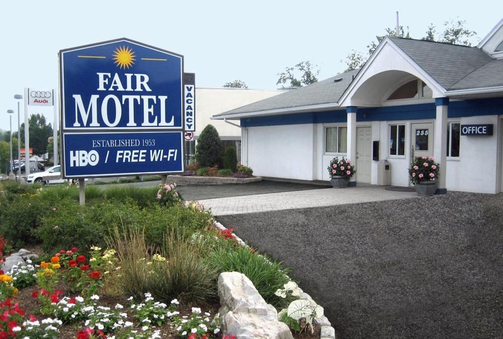 Saddle River Hotel | Fair Motel