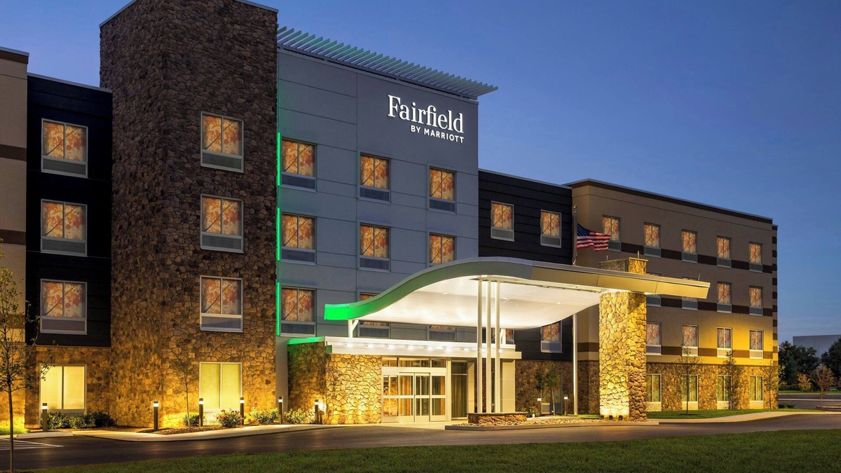 Butztown Hotel | Fairfield by Marriott Inn & Suites Bethlehem PA