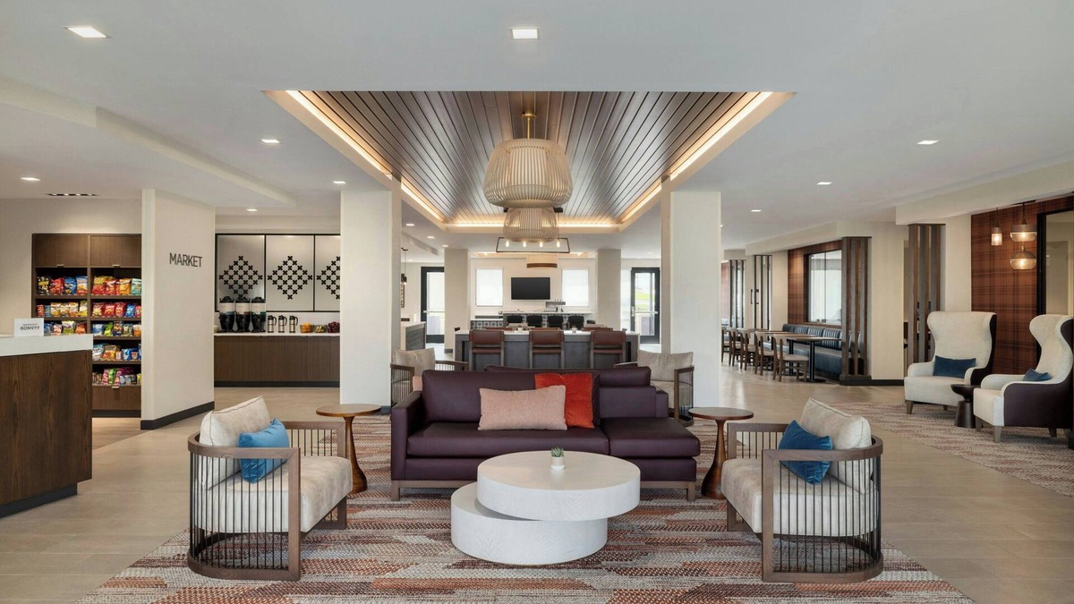 Rohrerstown Hotel | Fairfield By Marriott Inn & Suites Lancaster