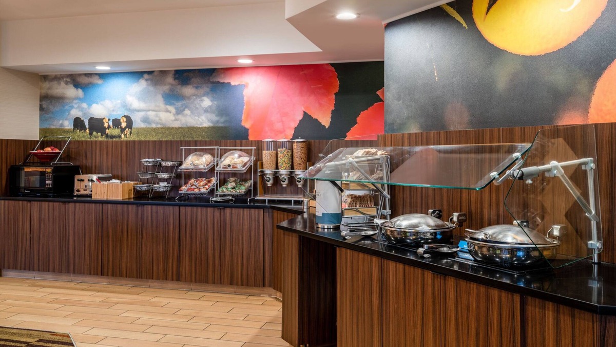 Heather Gardens Hotel | Fairfield Inn and Suites by Marriott Denver Aurora/Medical Center