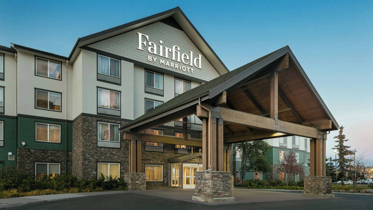 Midtown Anchorage Hotel | Fairfield Inn and Suites by Marriott Anchorage