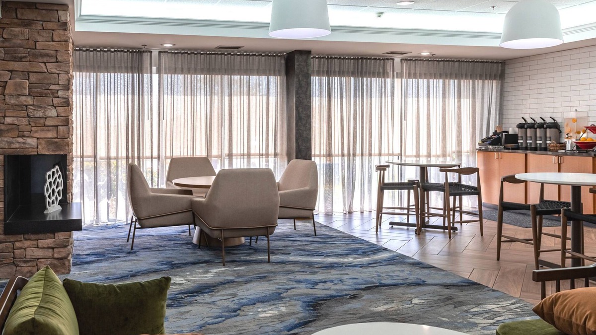 Evansville Hotel | Fairfield Inn by Marriott Evansville West