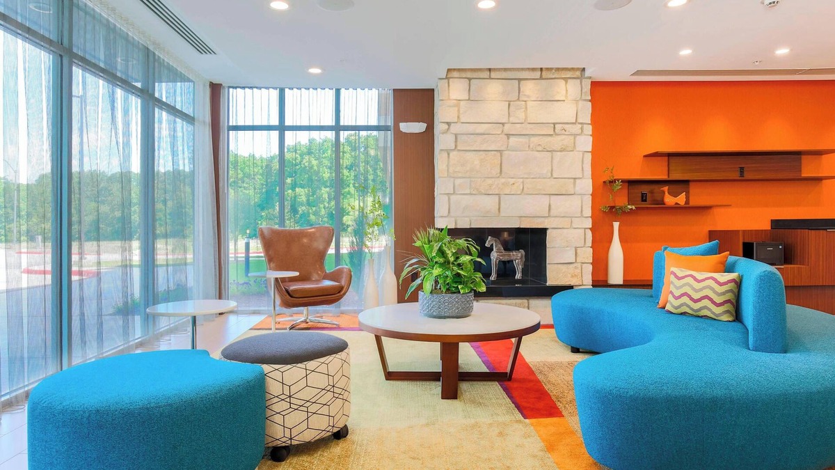 Decatur Hotel | Fairfield Inn & Suites by Marriott Decatur at Decatur Conference Center