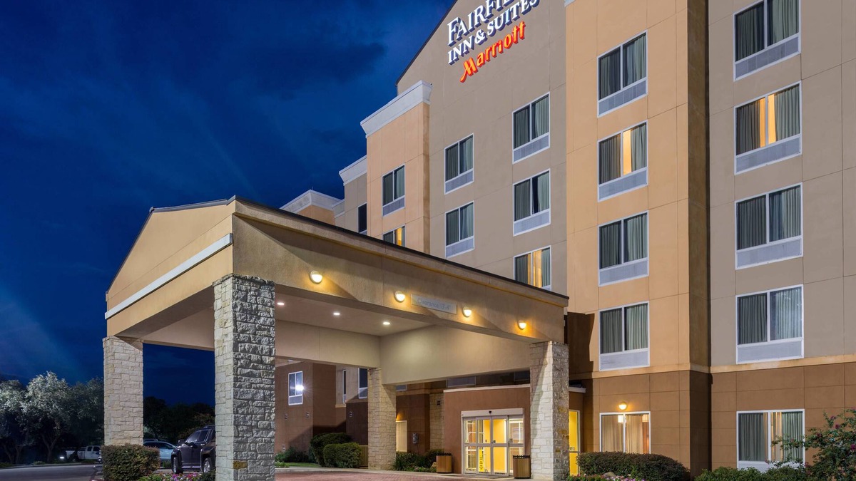 Schertz Hotel | Fairfield Inn & Suites by Marriott San Antonio NE/Schertz