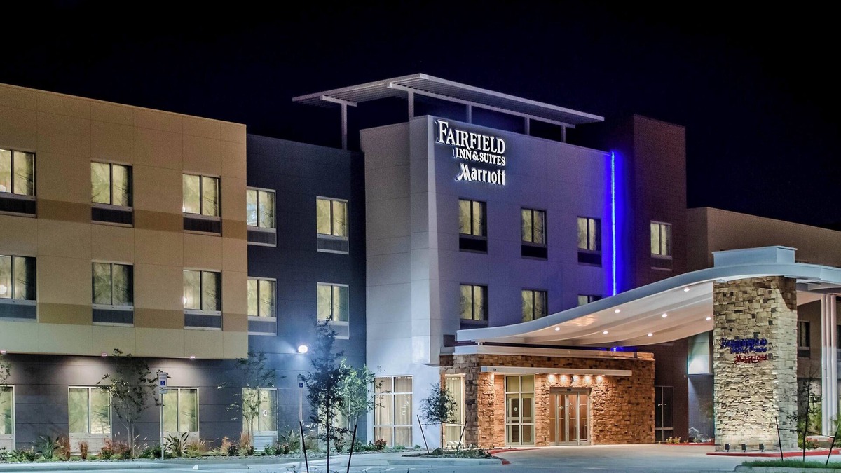 Brownsville Hotel | Fairfield Inn & Suites by Marriott Brownsville North
