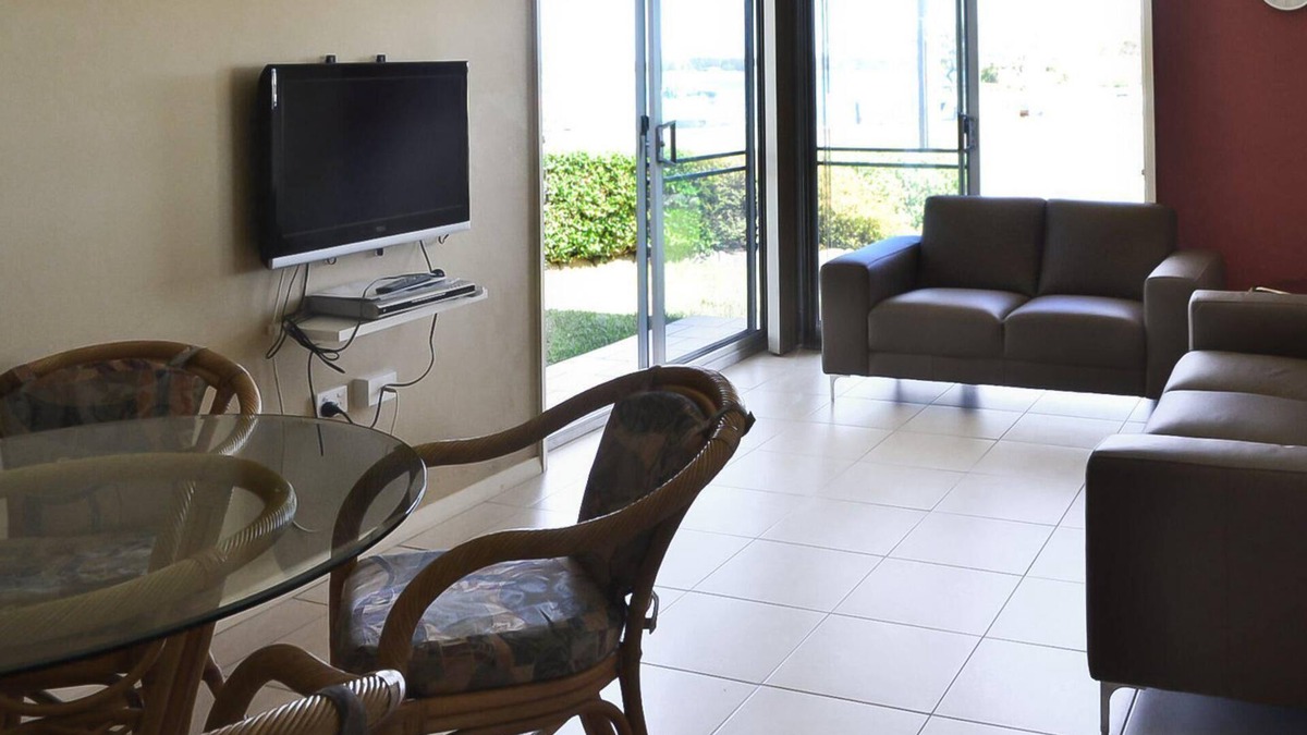 Tuncurry Apartment | Fairholme 5 - Opposite the Lake!