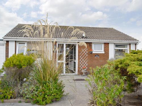 Fairbourne House | Fairlawns
